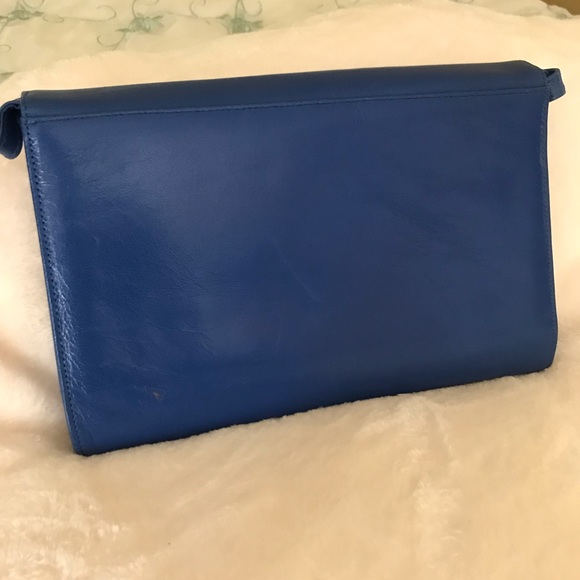 Blue leather envelope clutch - Picture 2 of 6